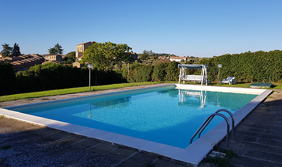 piscina agriturismo poggio torreano farnese